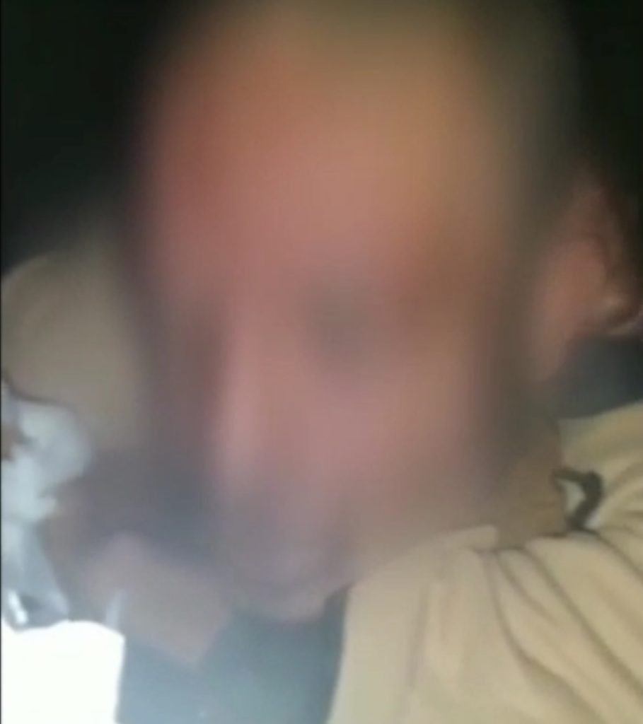 Homem confrontado e agredido por Propor dinheiro a menor em troca de sexo oral