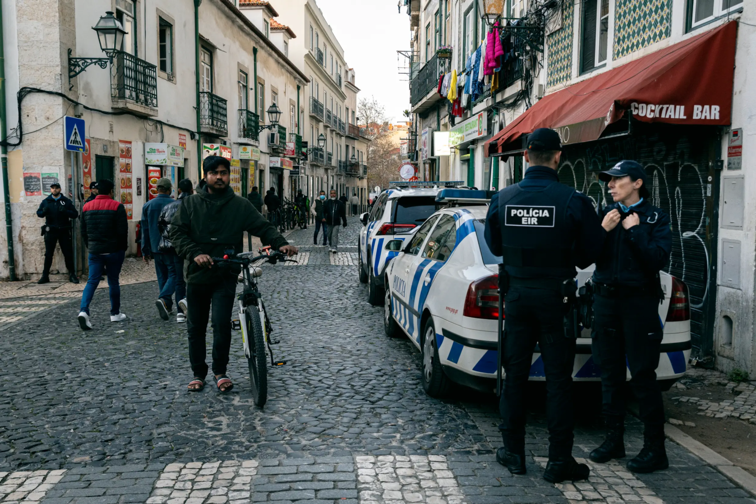 CONFRONTO VIOLENTO NO MARTIM MONIZ DEIXA SETE FERIDOS